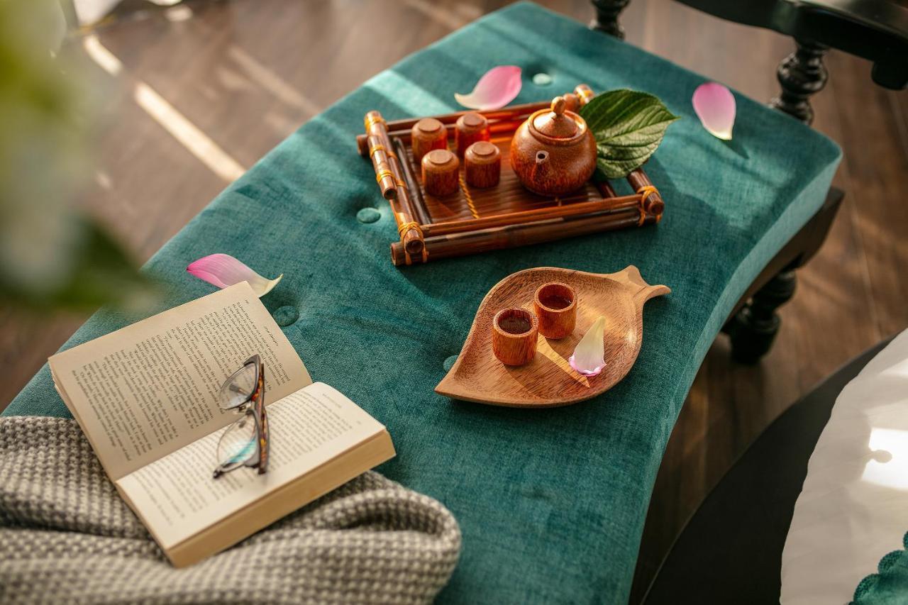 Grand Sunrise Palace Hoi An- A Luxury Indochine Hotel & Spa المظهر الخارجي الصورة A table runner