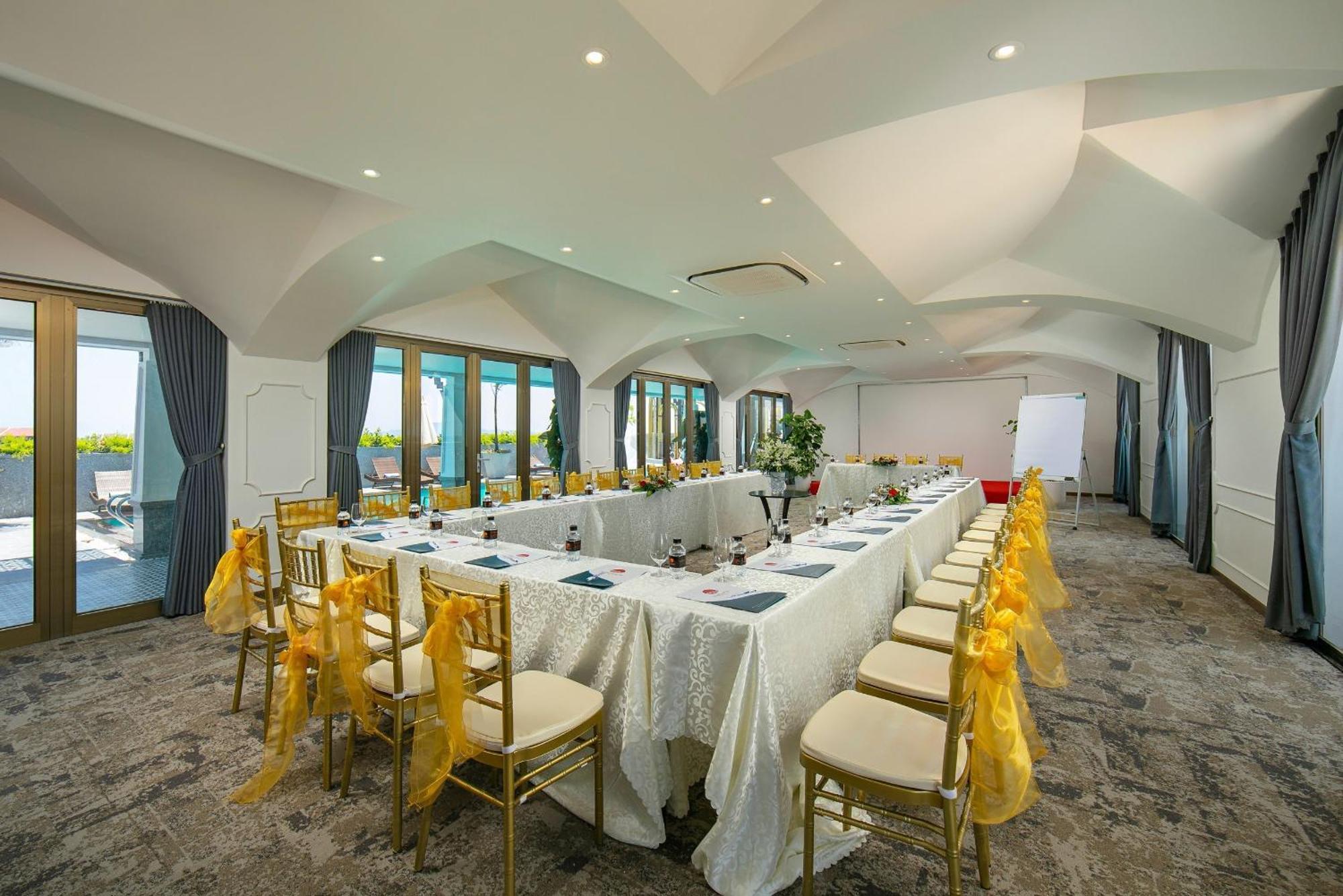Grand Sunrise Palace Hoi An- A Luxury Indochine Hotel & Spa المظهر الخارجي الصورة The Royal Ballroom